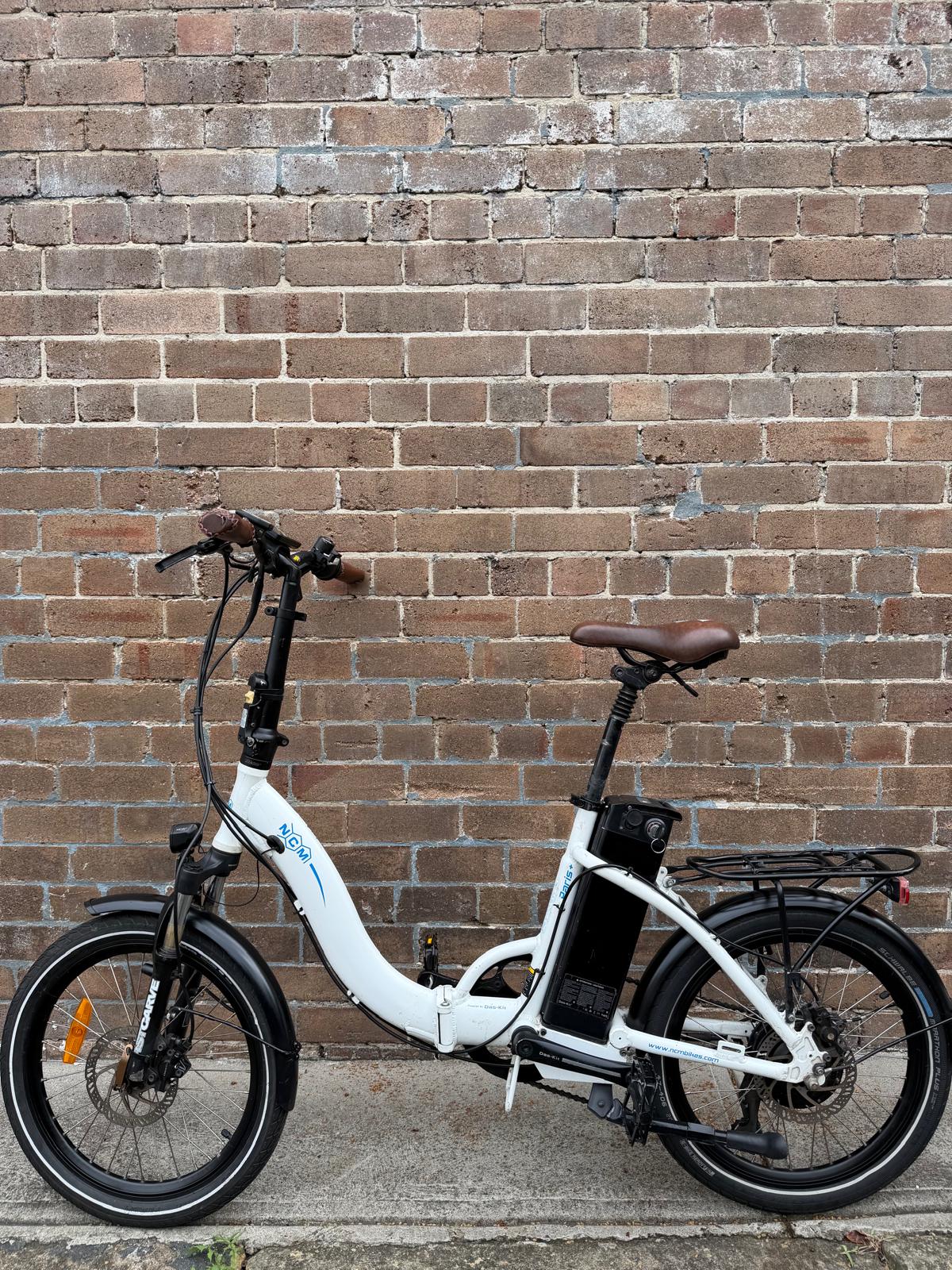 NCM Paris+ Folding E-Bike (Second-Hand) - 250W, 36V 19Ah 684Wh
